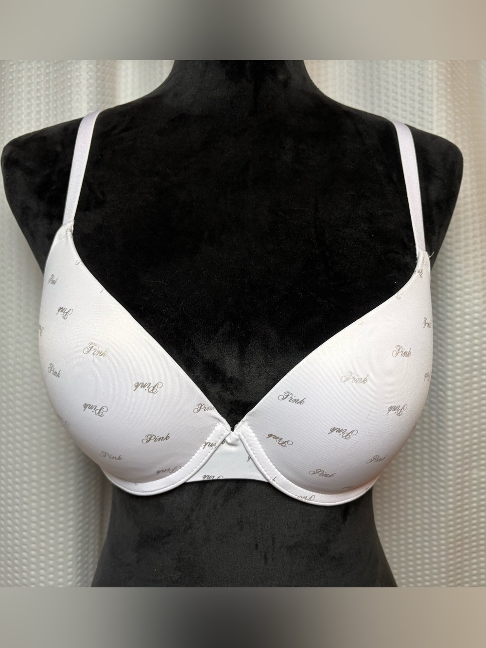 PINK Victoria’s Secret Wear Everywhere Push-up bra light “pink graphic size 36C
